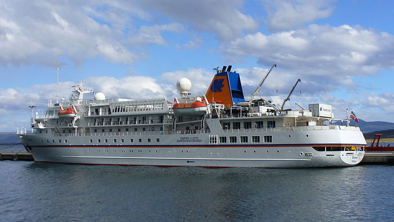 Cruise Ship Bremen