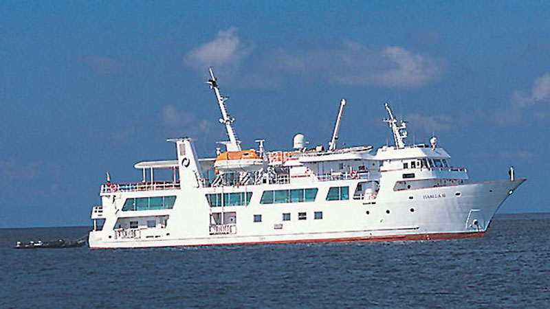 Cruise Ship Isabela II