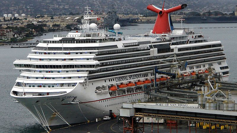 Cruise Ship Carnival Splendor