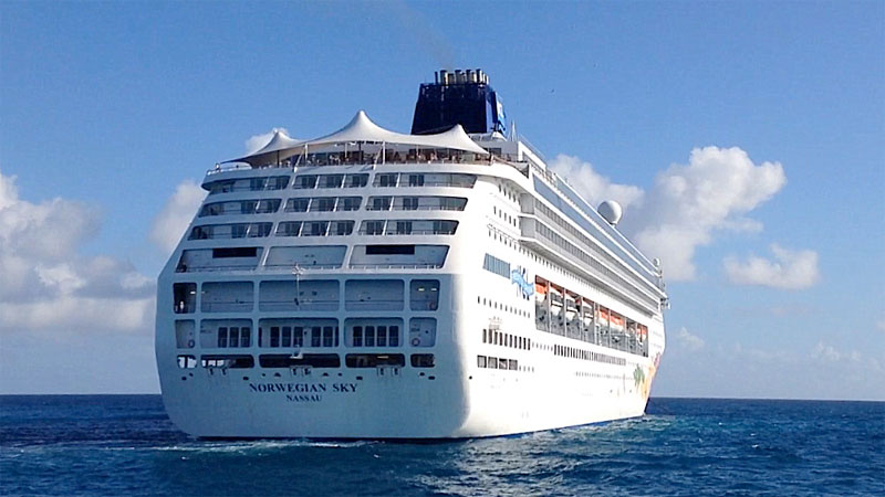 Cruise Ship Norwegian Sky