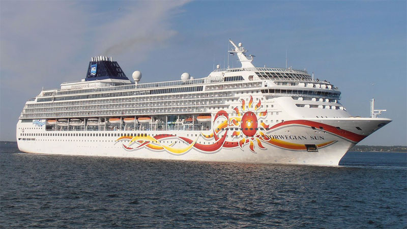 Cruise Ship Norwegian Sun