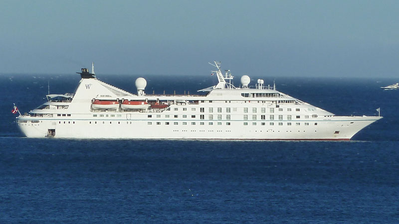 Cruise Ship Star Legend